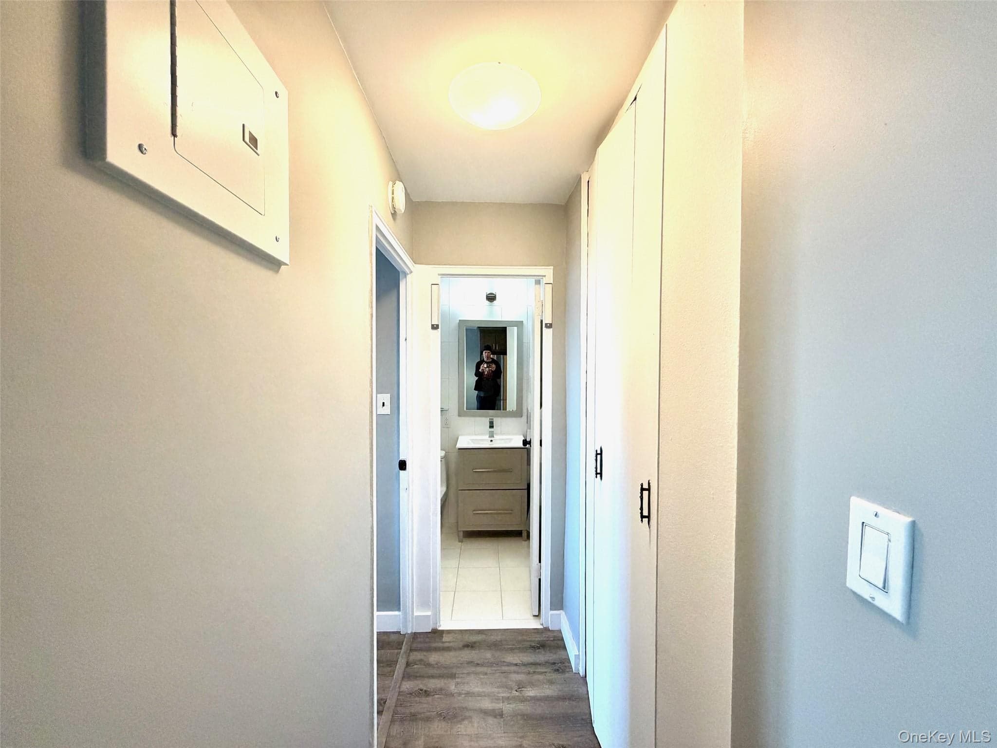 61-20 Grand Central Parkway Unit: A1008 thumbnail 9
