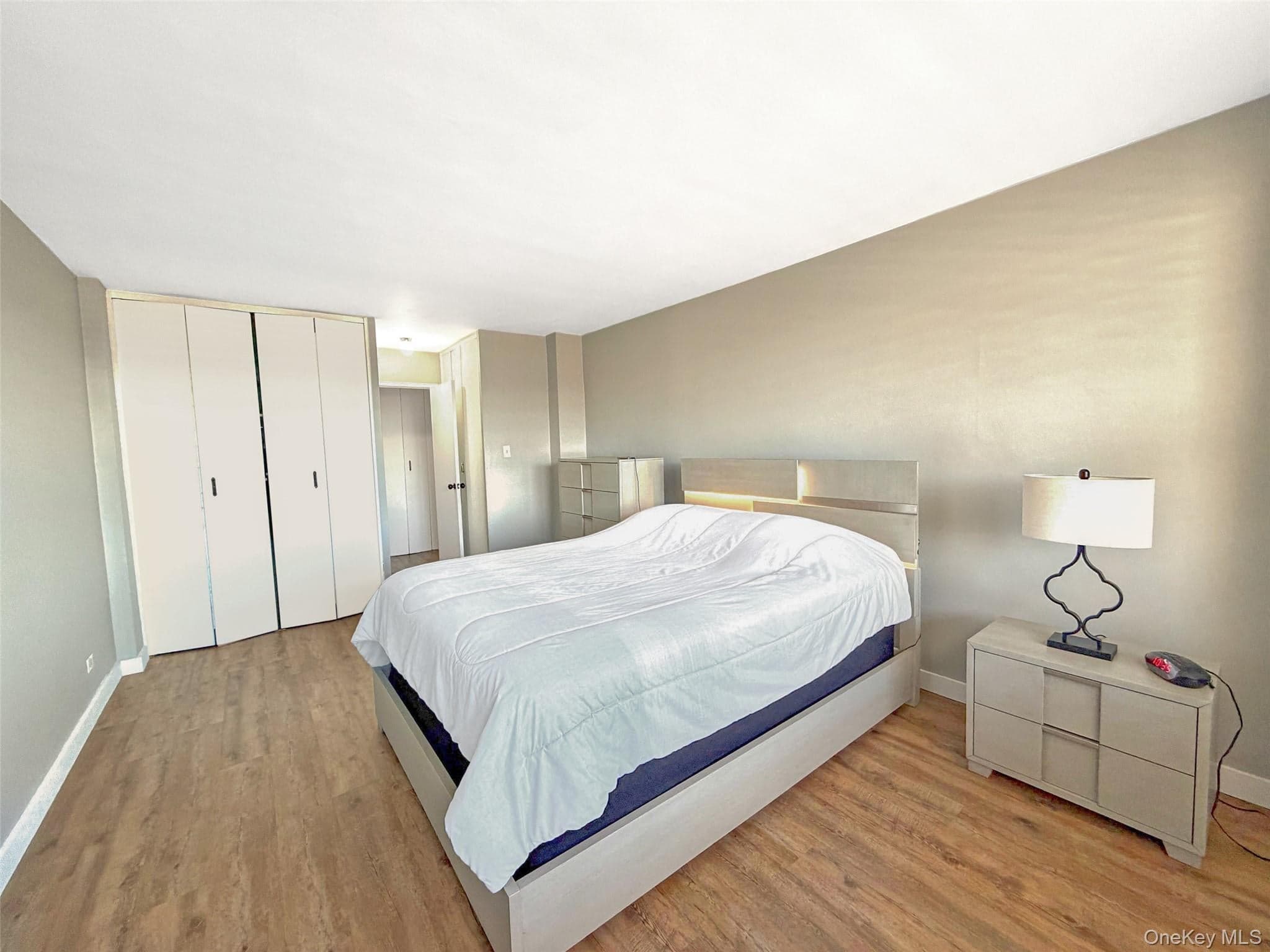 61-20 Grand Central Parkway Unit: A1008 thumbnail 7