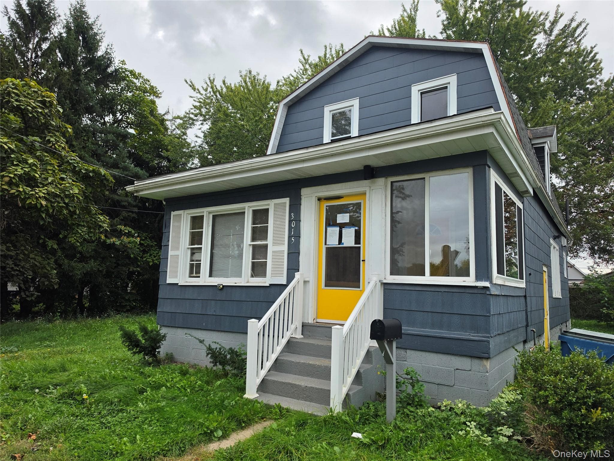 3015 Birch Avenue photo 1