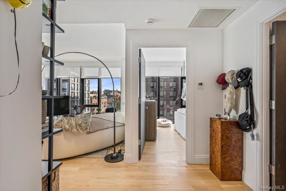 554 4th Avenue Unit: 7B thumbnail 4