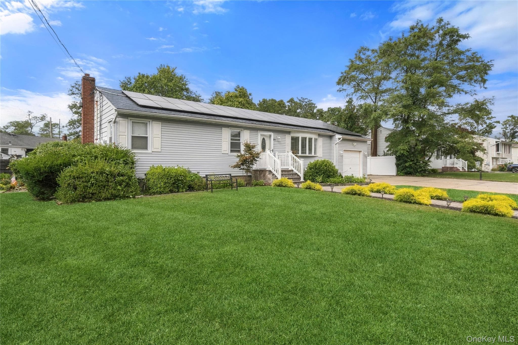 77 Winchester Drive thumbnail 3