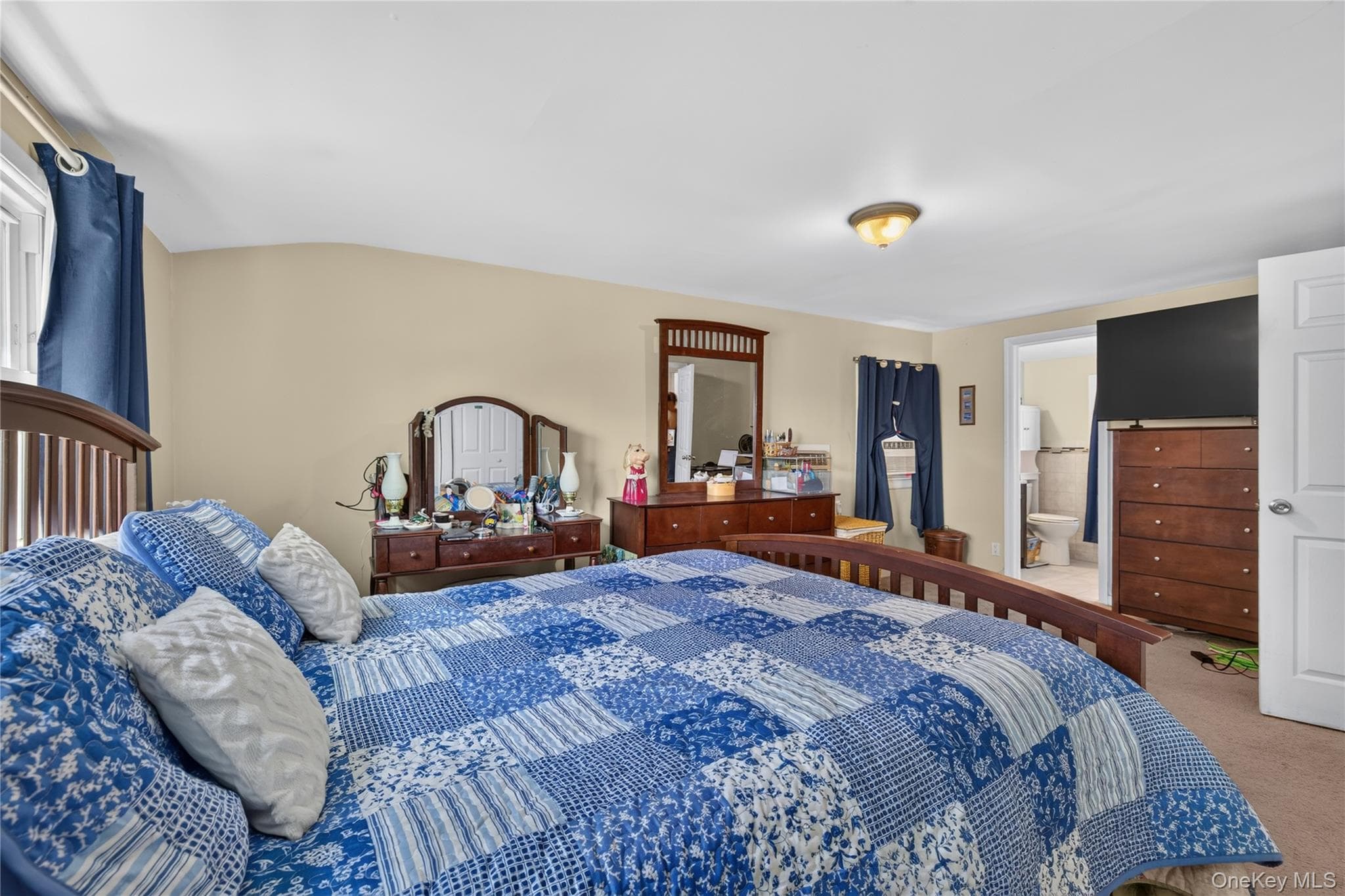 88 Crestwood Boulevard thumbnail 11