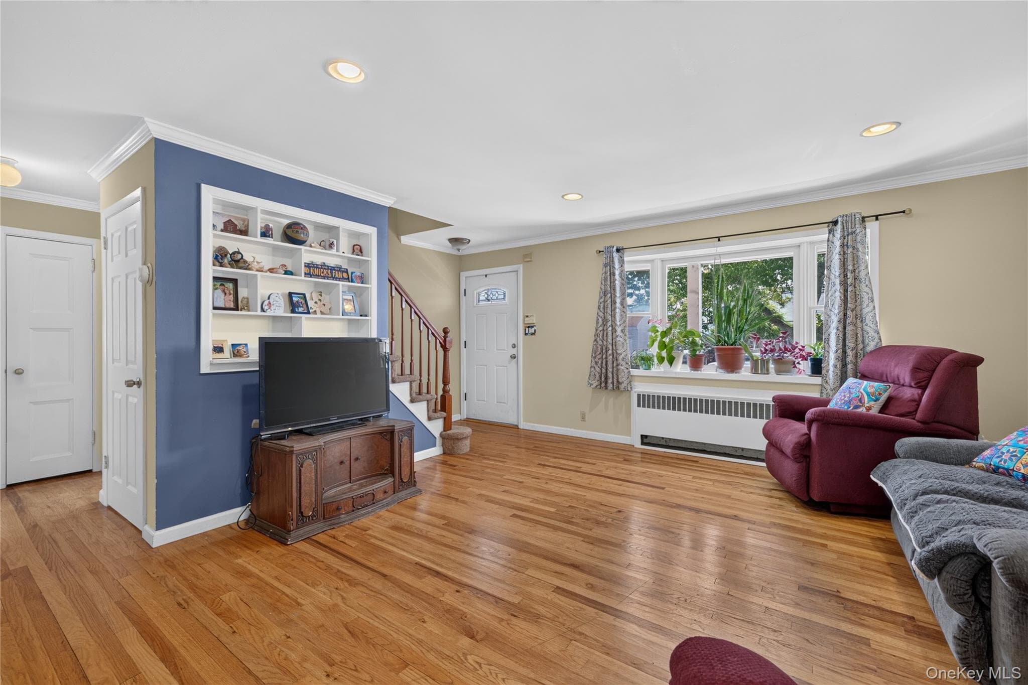 88 Crestwood Boulevard thumbnail 6