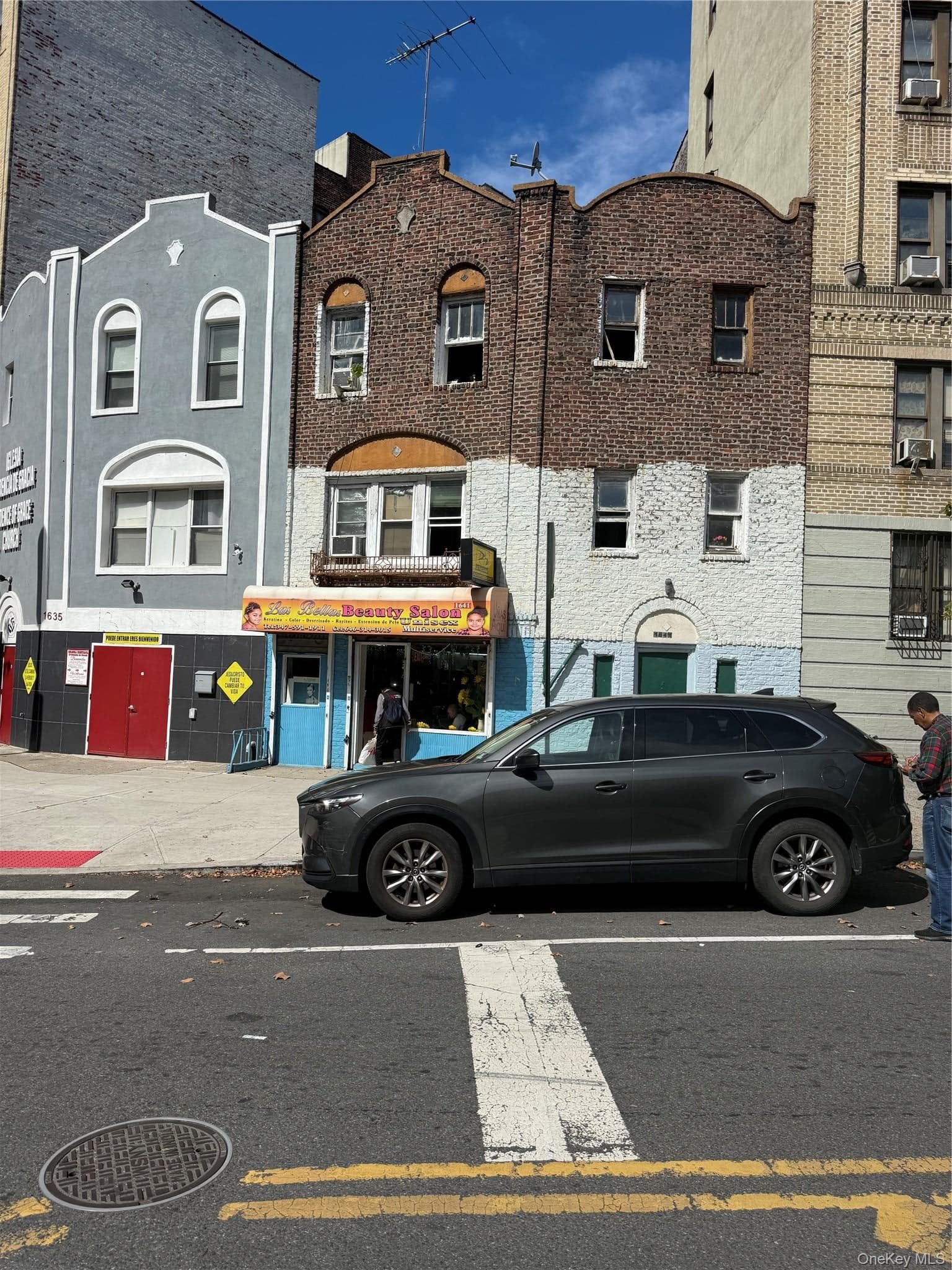 1641 Grand Avenue thumbnail 2