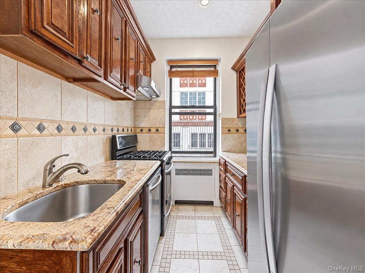 34-20 83rd Street Unit: 3D thumbnail 8