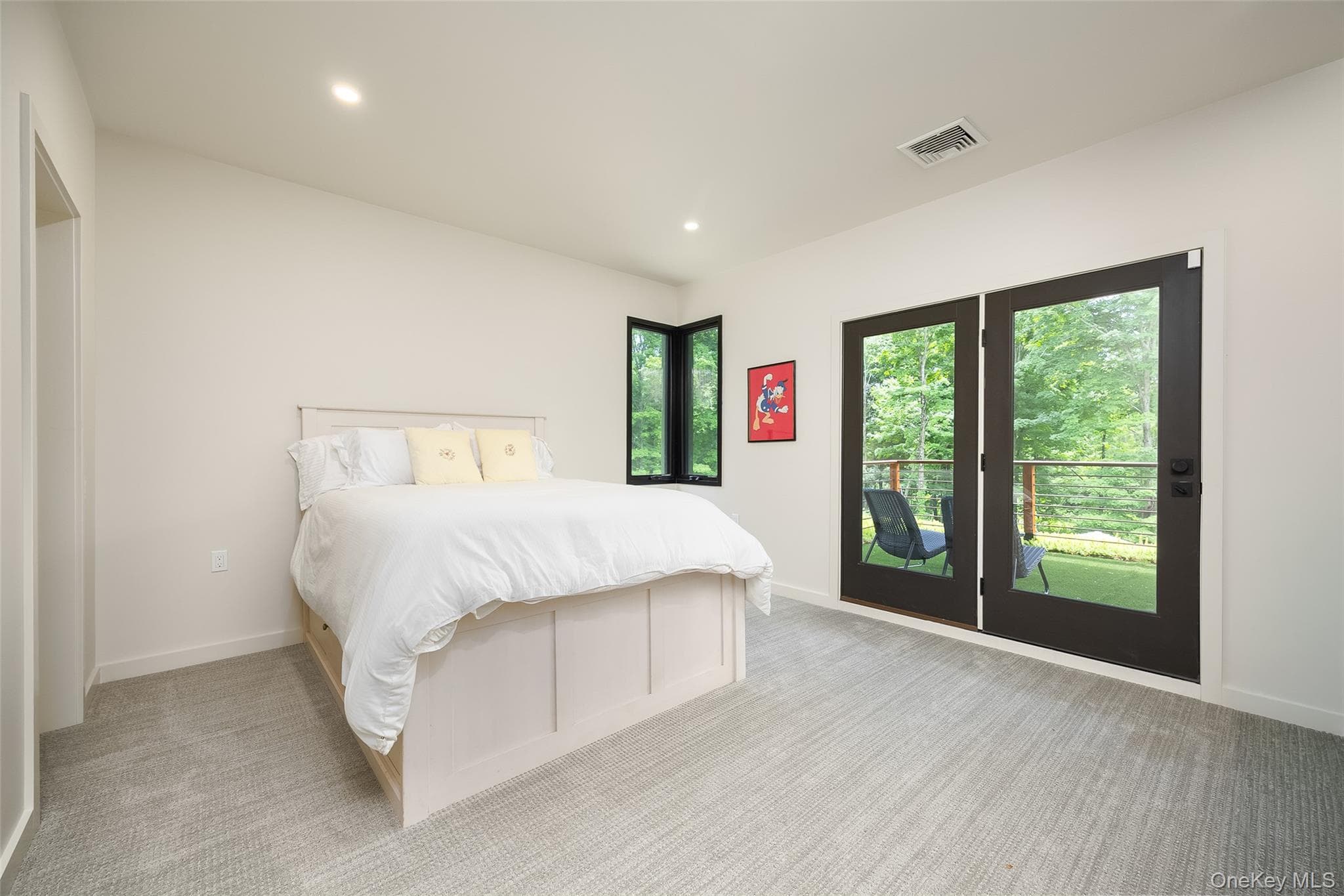 215 Smith Road thumbnail 15