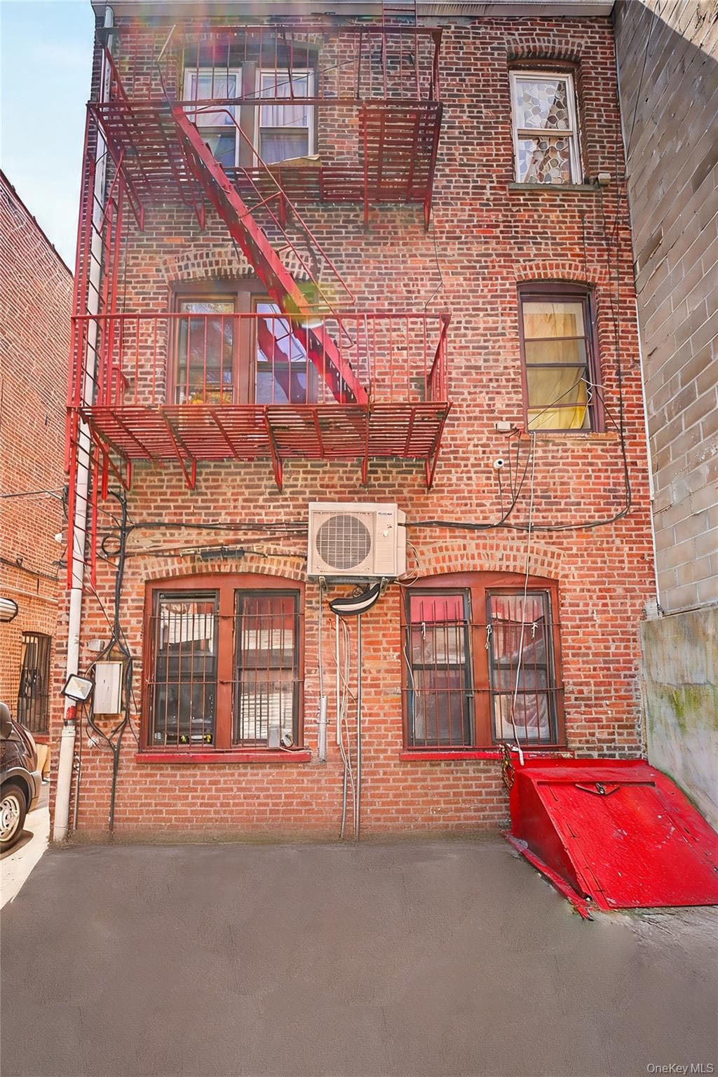 9807 37th Avenue thumbnail 18