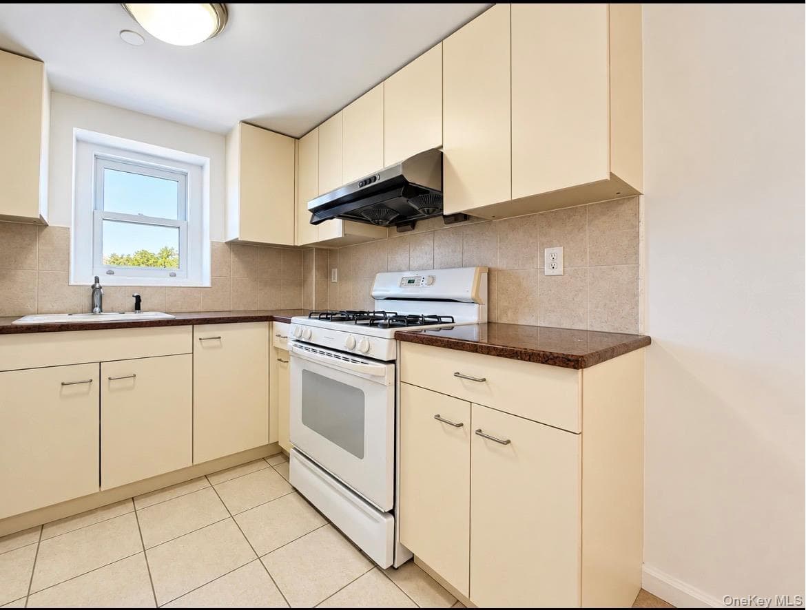 63-47 Booth Street Unit: 6B thumbnail 6
