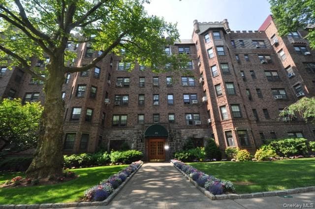 253 Garth Road Unit: 6F thumbnail 4