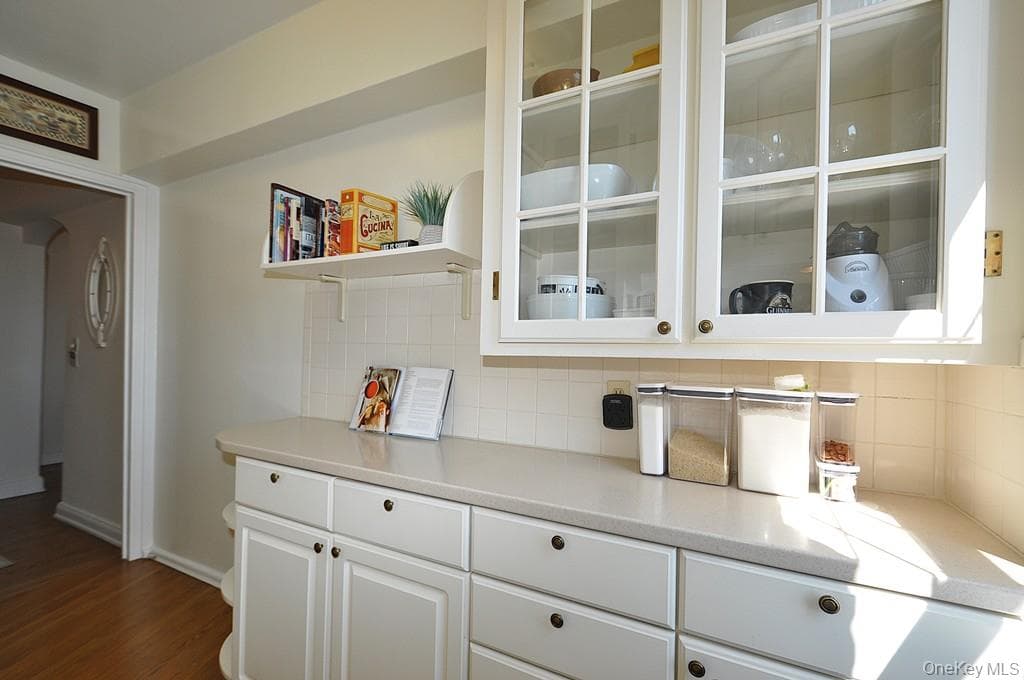253 Garth Road Unit: 6F thumbnail 9