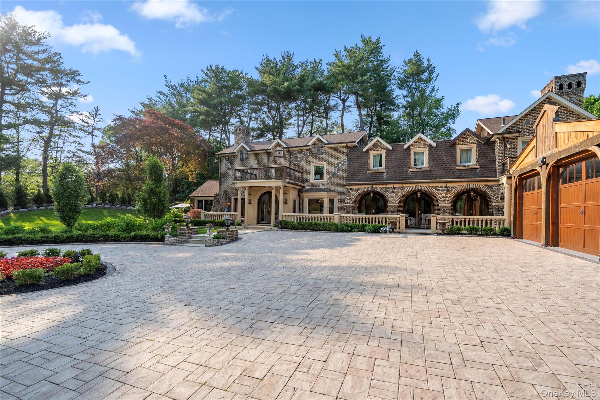 213 Guinea Woods Road thumbnail 4
