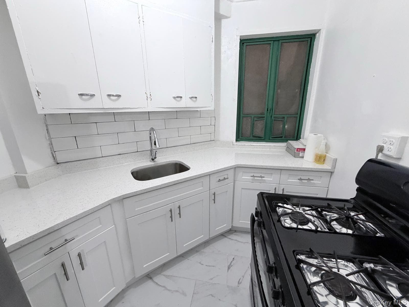 1558 Unionport Road Unit: 2D, Bronx