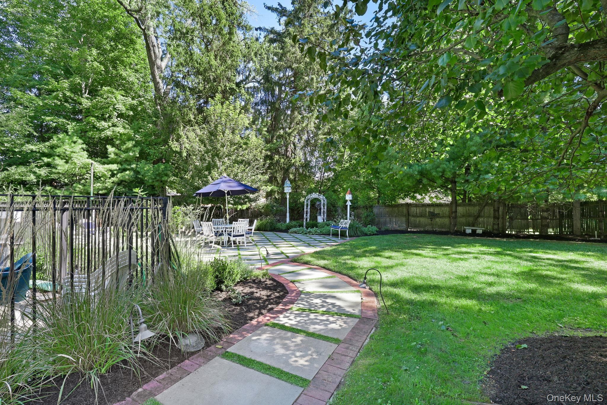 20 Demarest Avenue thumbnail 17