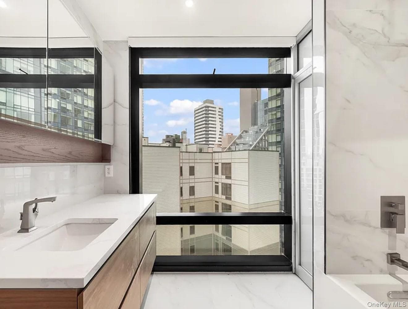 4262 Hunter Street Unit: 10A thumbnail 8