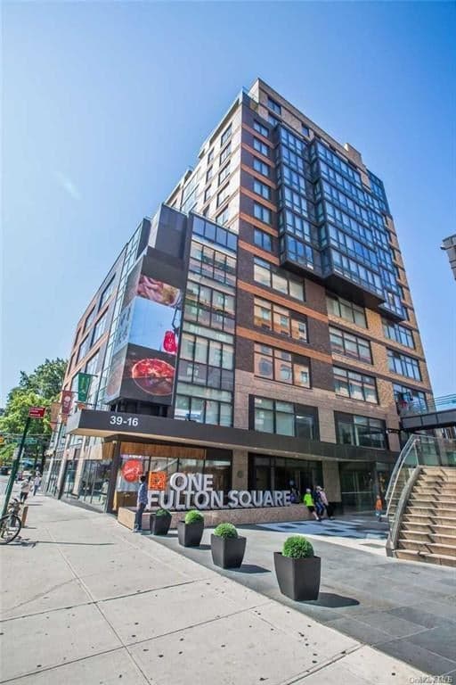 39-16 Prince Street Unit: 5C thumbnail 2