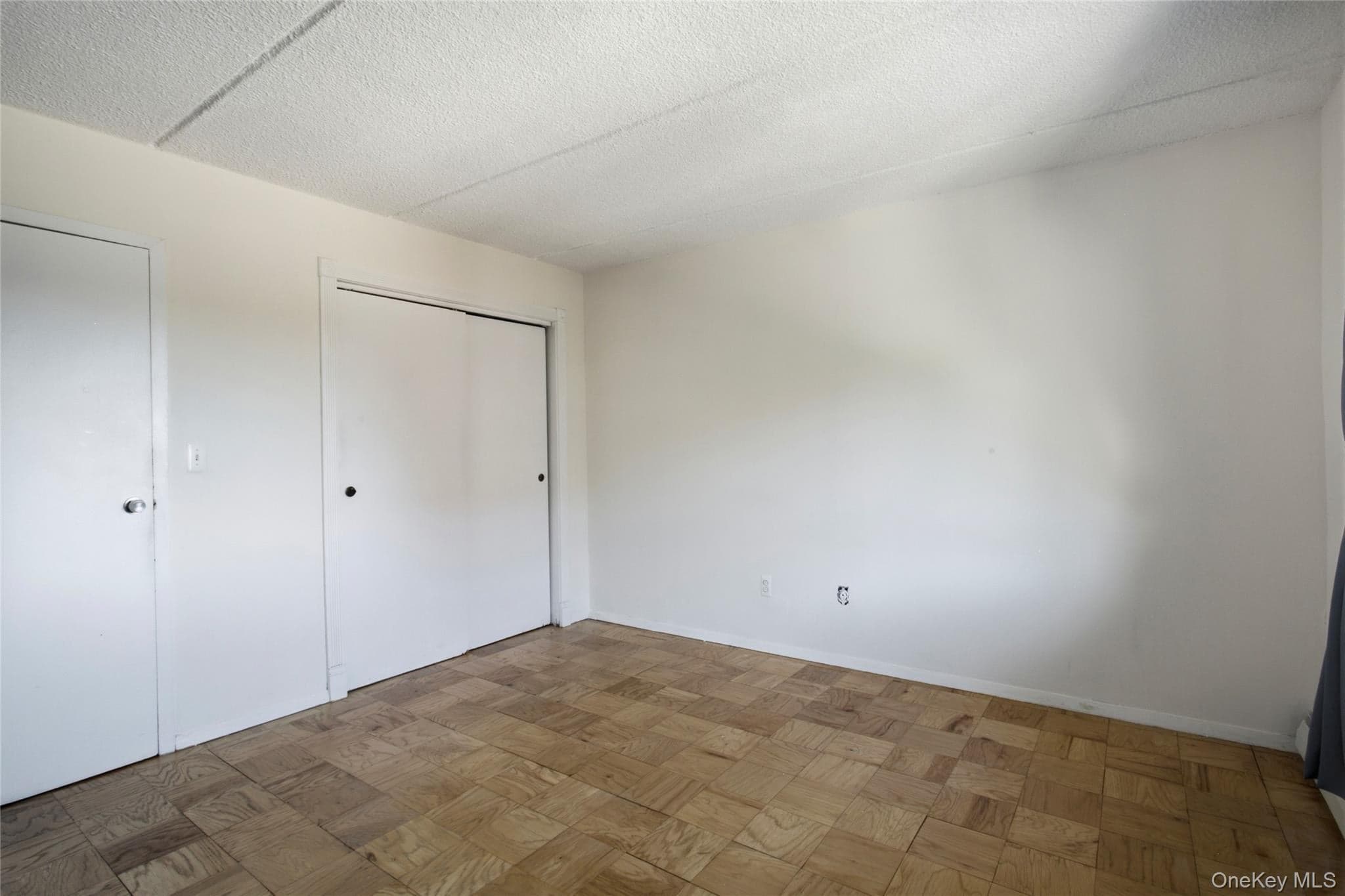687 Bronx River Road Unit: 6C thumbnail 11