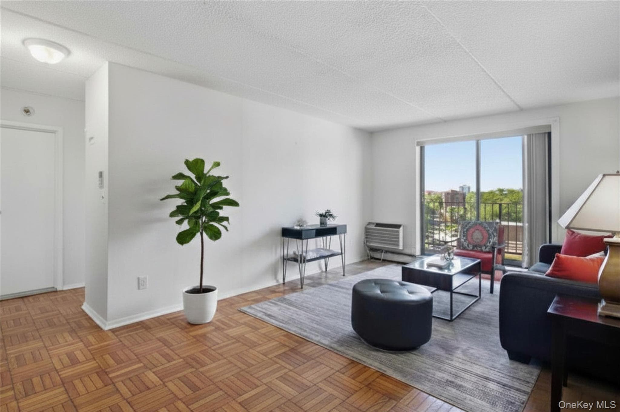 687 Bronx River Road Unit: 6C, Yonkers