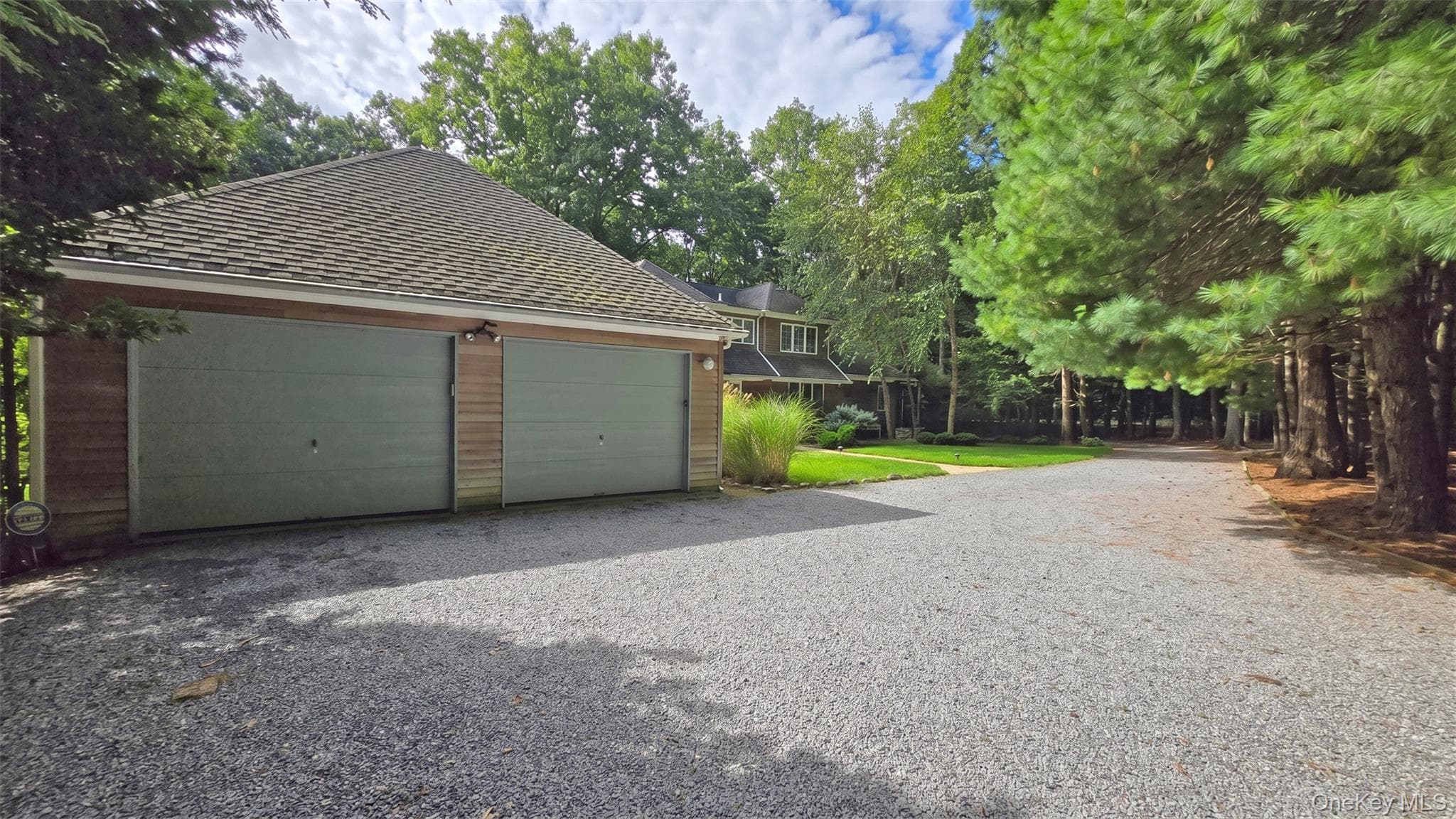 288 Water Mill Towd Road thumbnail 3
