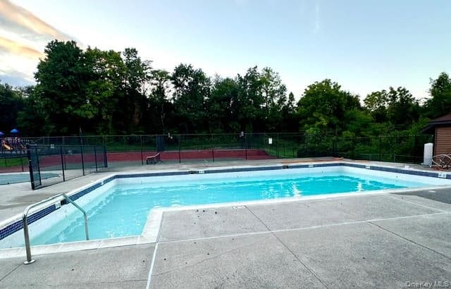 188 Sterling Place thumbnail 41