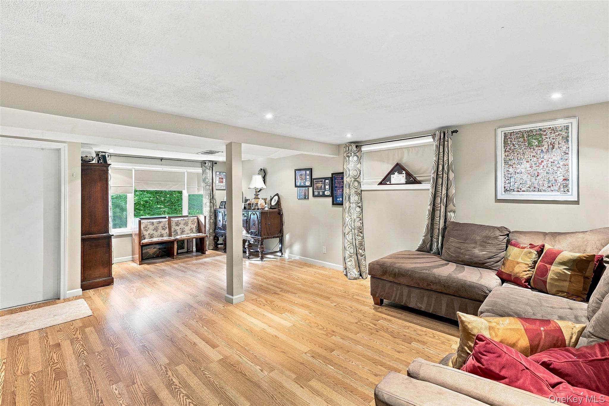 3507 Strang Boulevard thumbnail 5