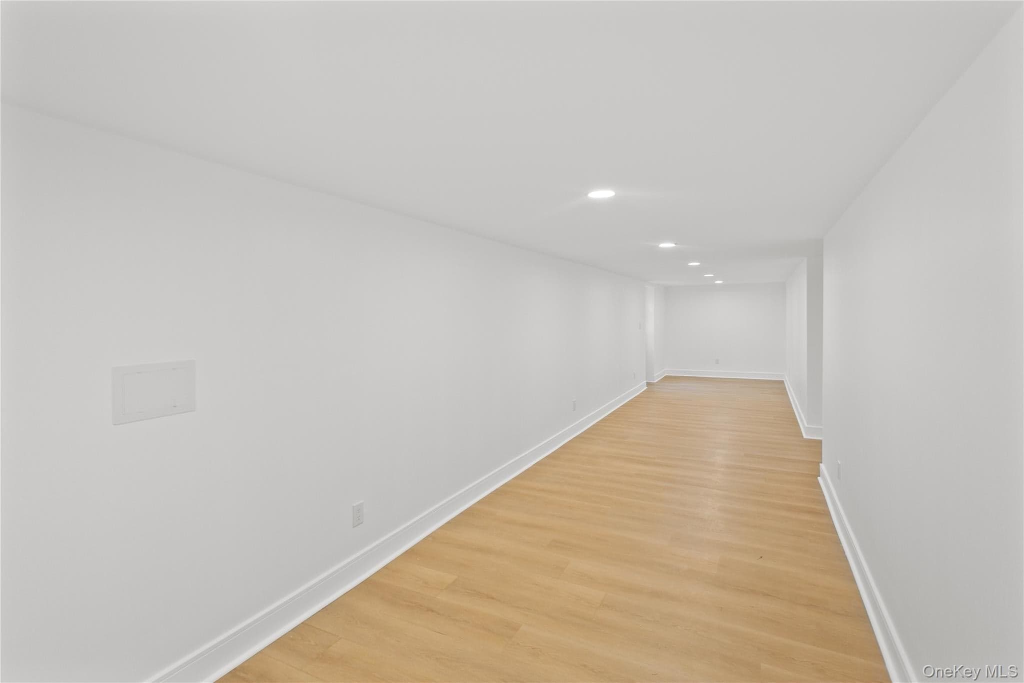 1222 Powell Avenue thumbnail 40