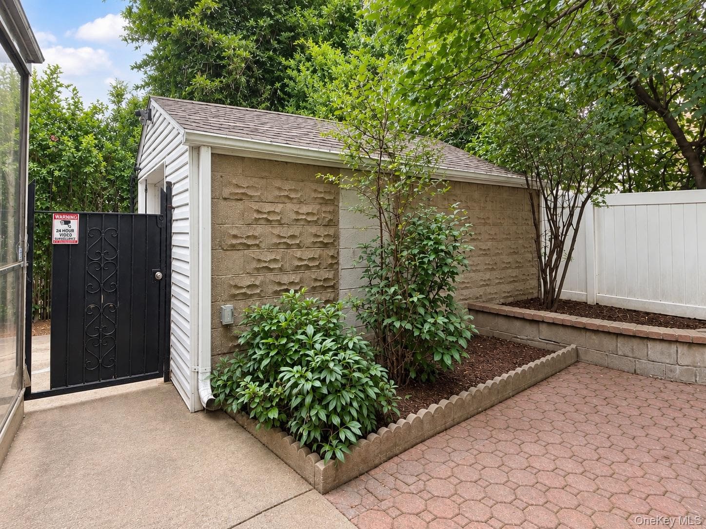 64-11 232nd Street thumbnail 17