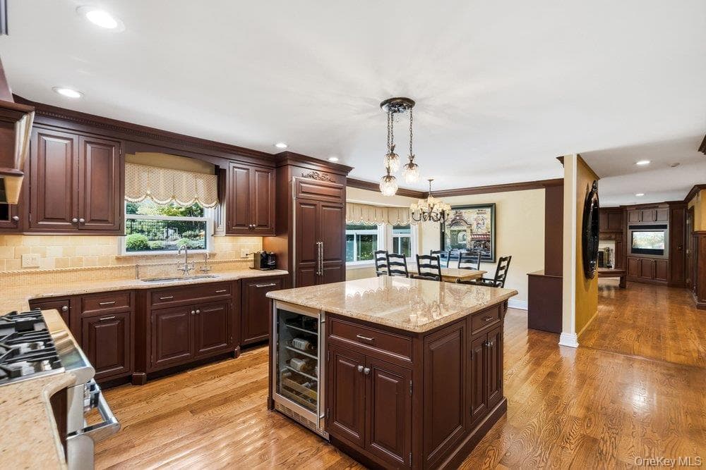 119 Plainview Road thumbnail 22