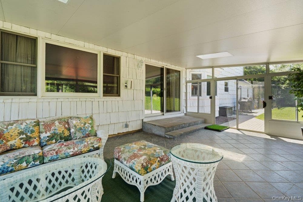 119 Plainview Road thumbnail 44