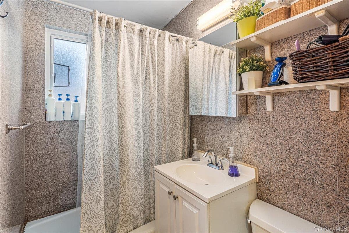 218-19 68th Avenue Unit: 1 thumbnail 7