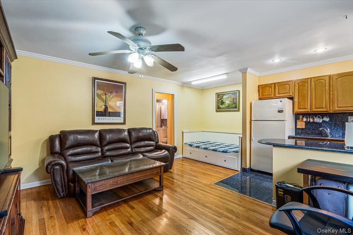 218-19 68th Avenue Unit: 1 thumbnail 4