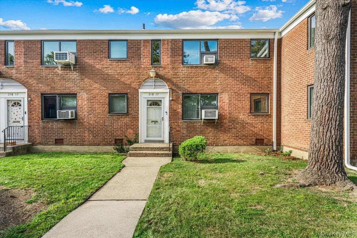 218-19 68th Avenue Unit: 1 thumbnail 2
