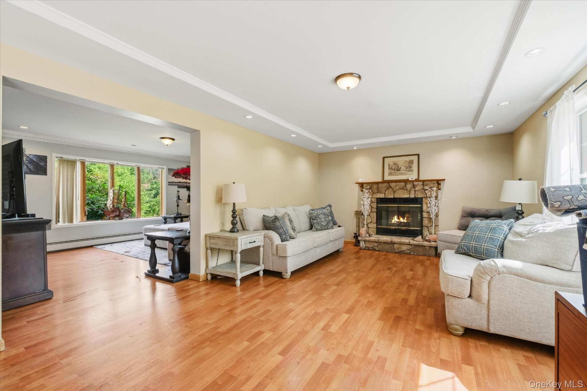 84 Stowe Drive thumbnail 8
