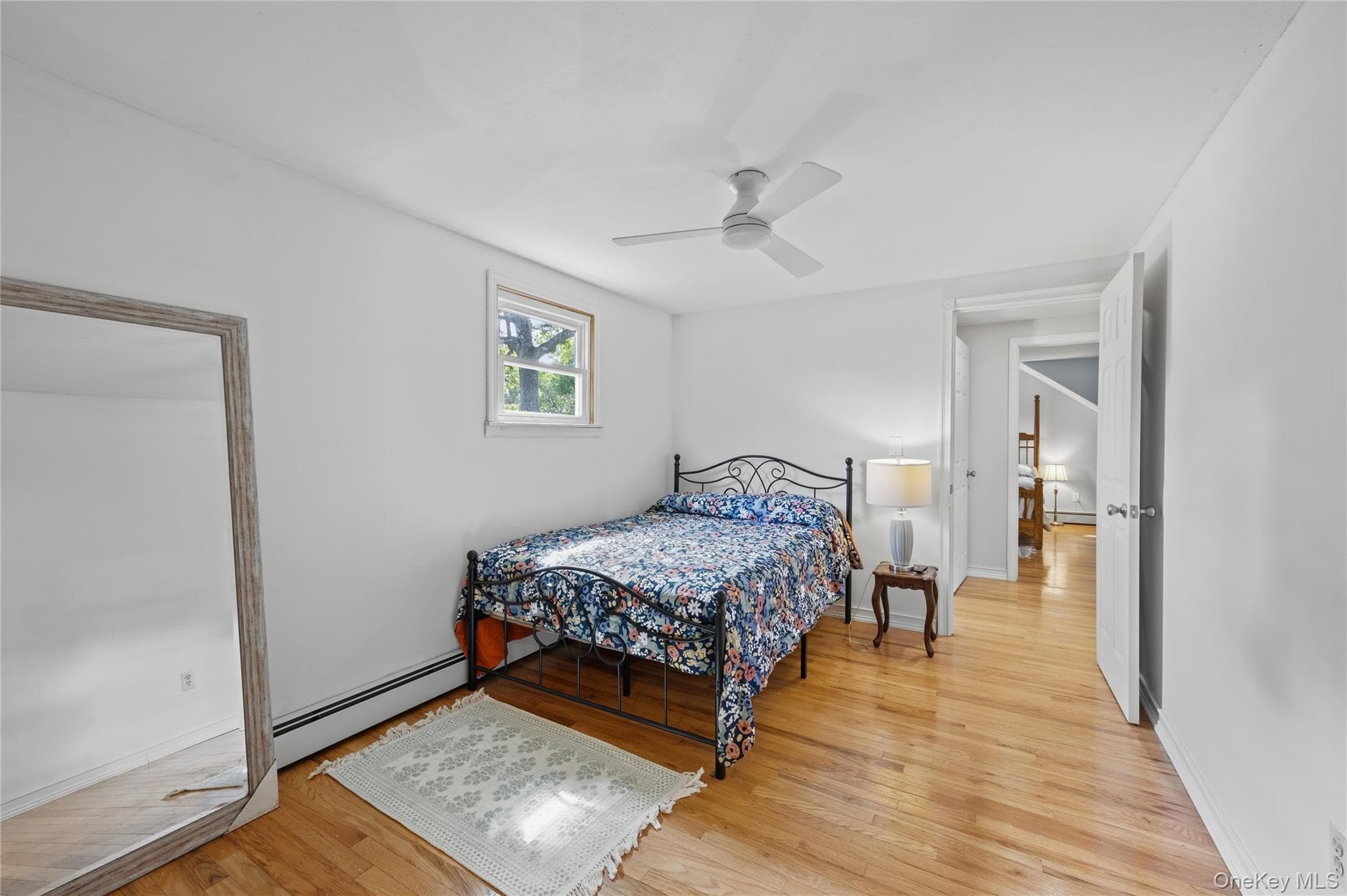 16 Hewitt Boulevard thumbnail 15