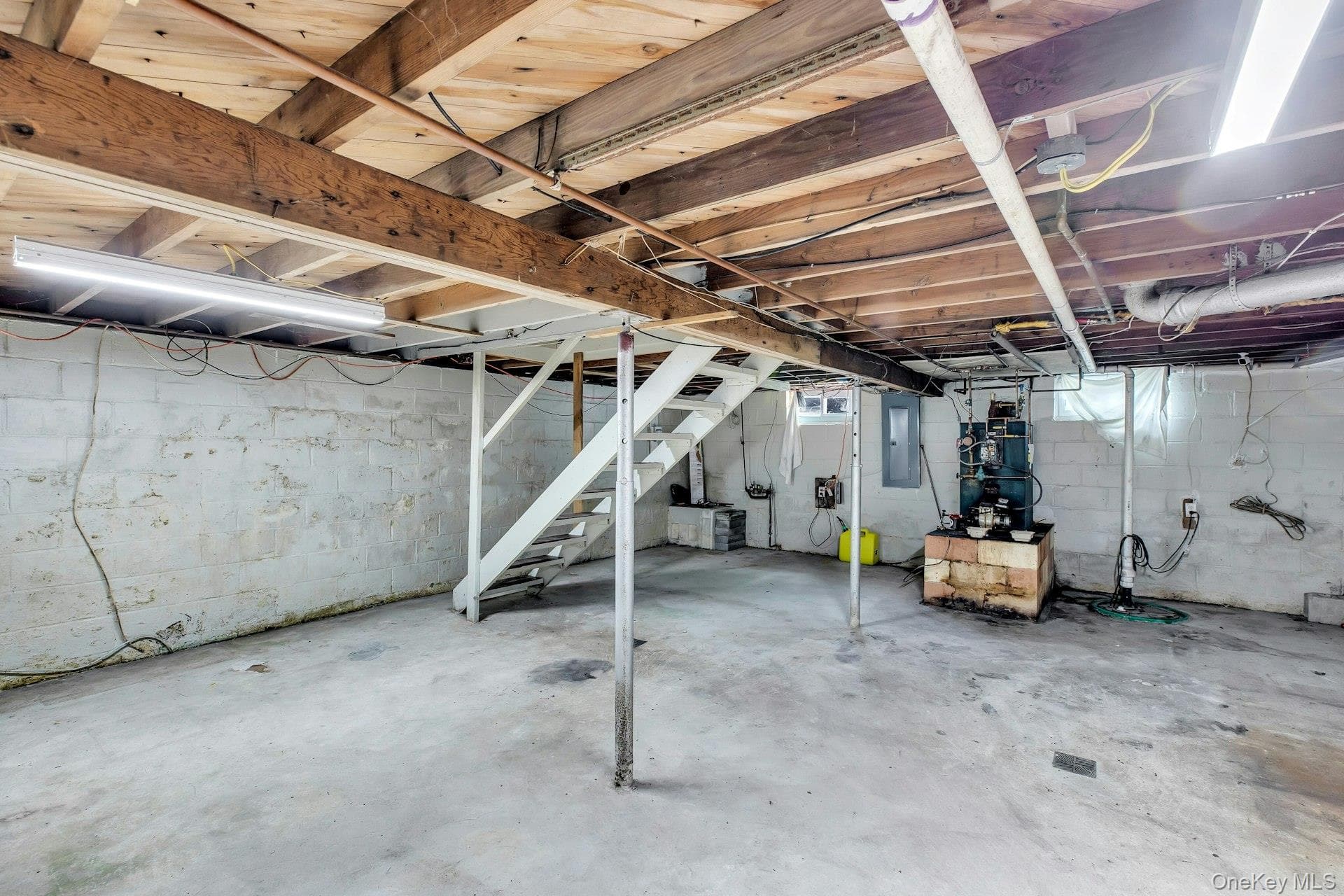 96 Washington Drive thumbnail 18