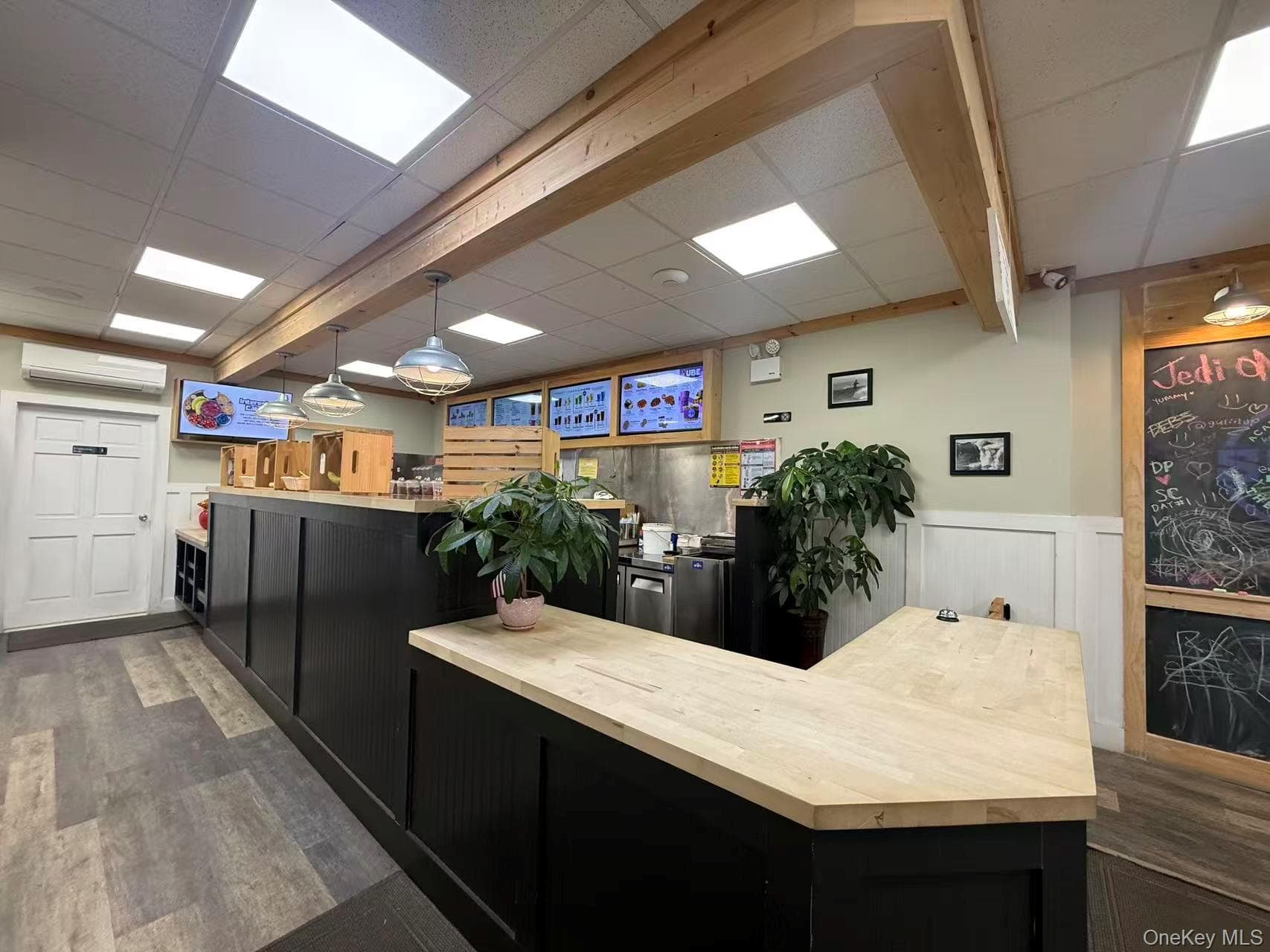 3922 Bell Boulevard, Bayside