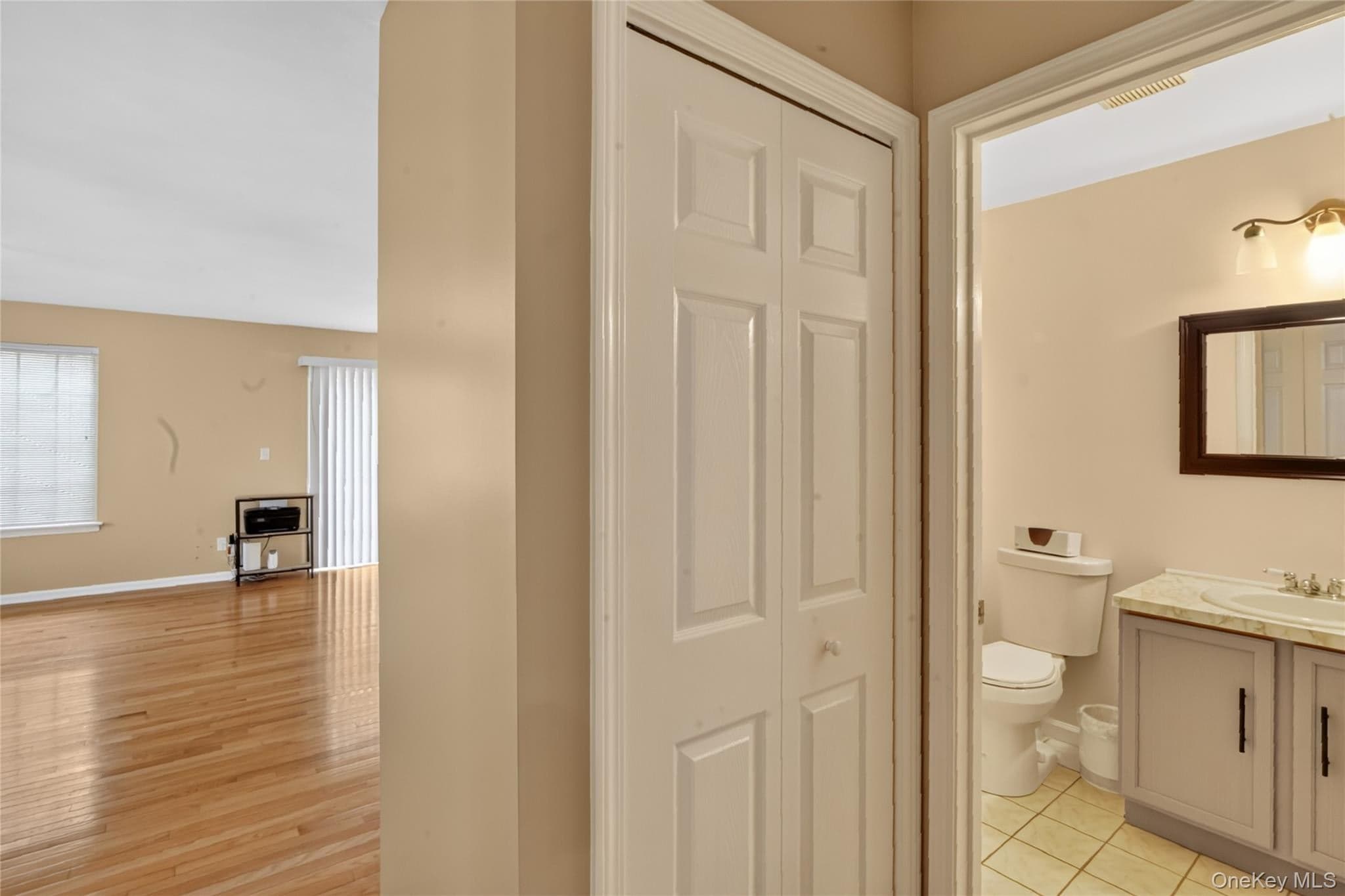 115 Delafield Lane thumbnail 38