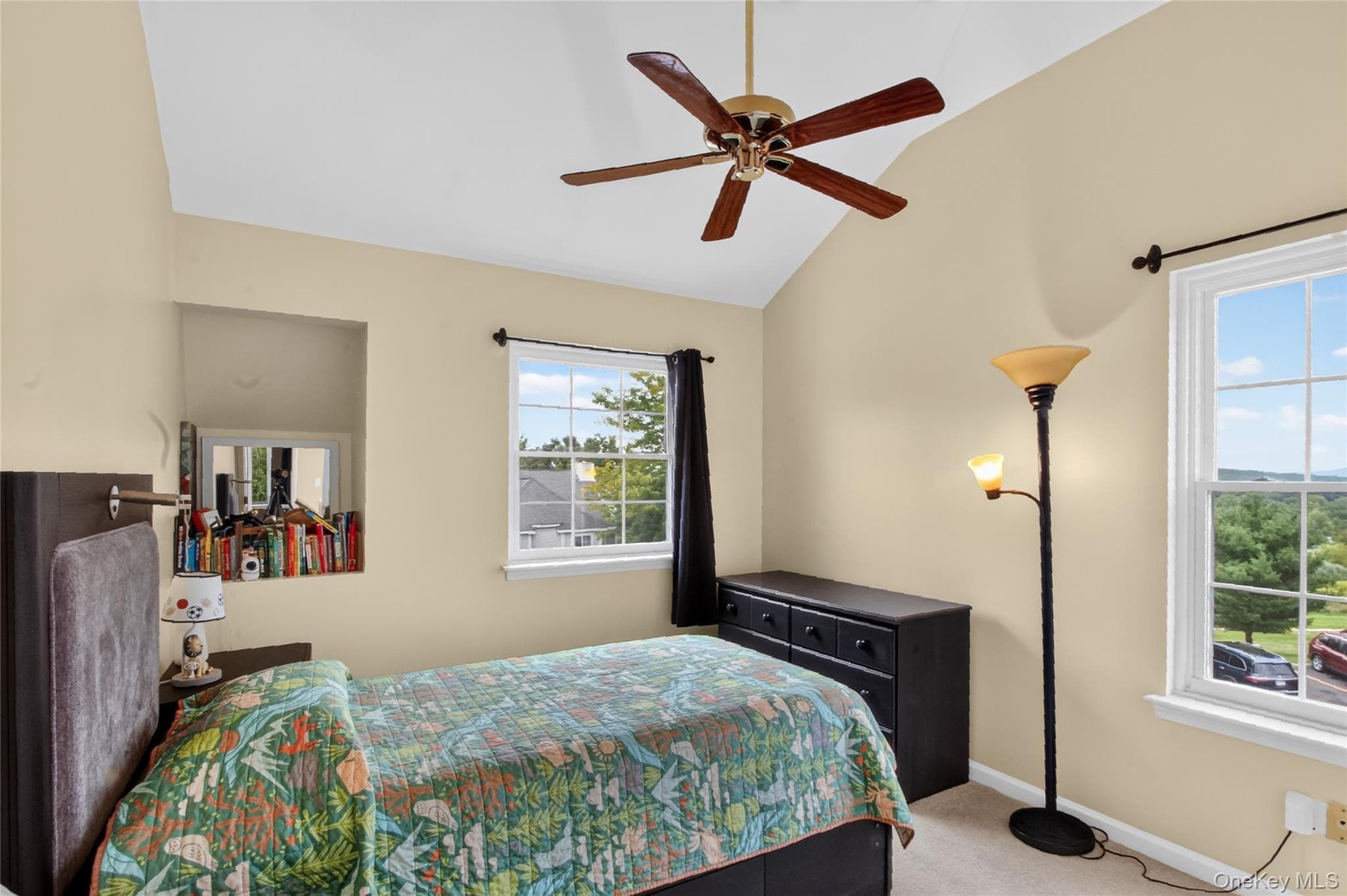 115 Delafield Lane thumbnail 25