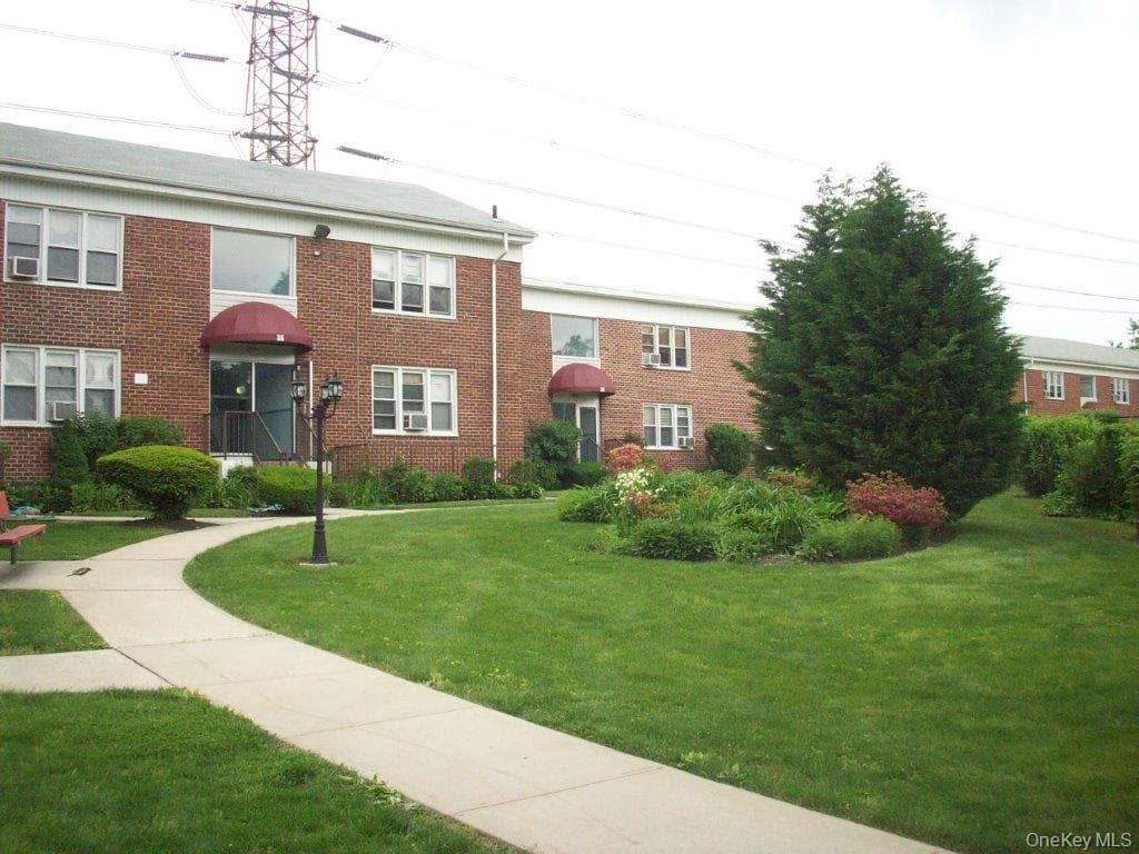 40 Winchester Avenue Unit: 2A, Yonkers