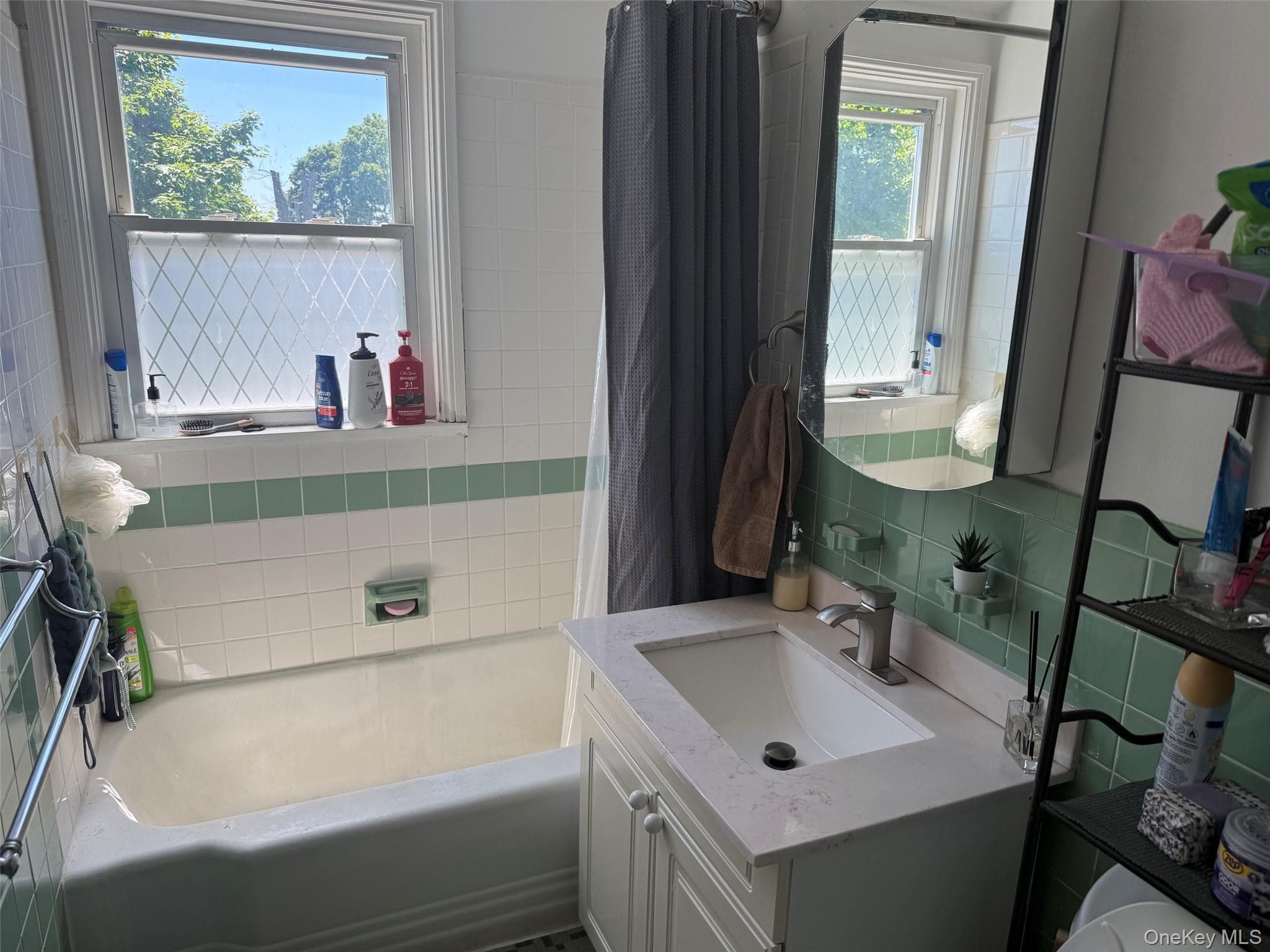 556 Westchester Avenue thumbnail 8