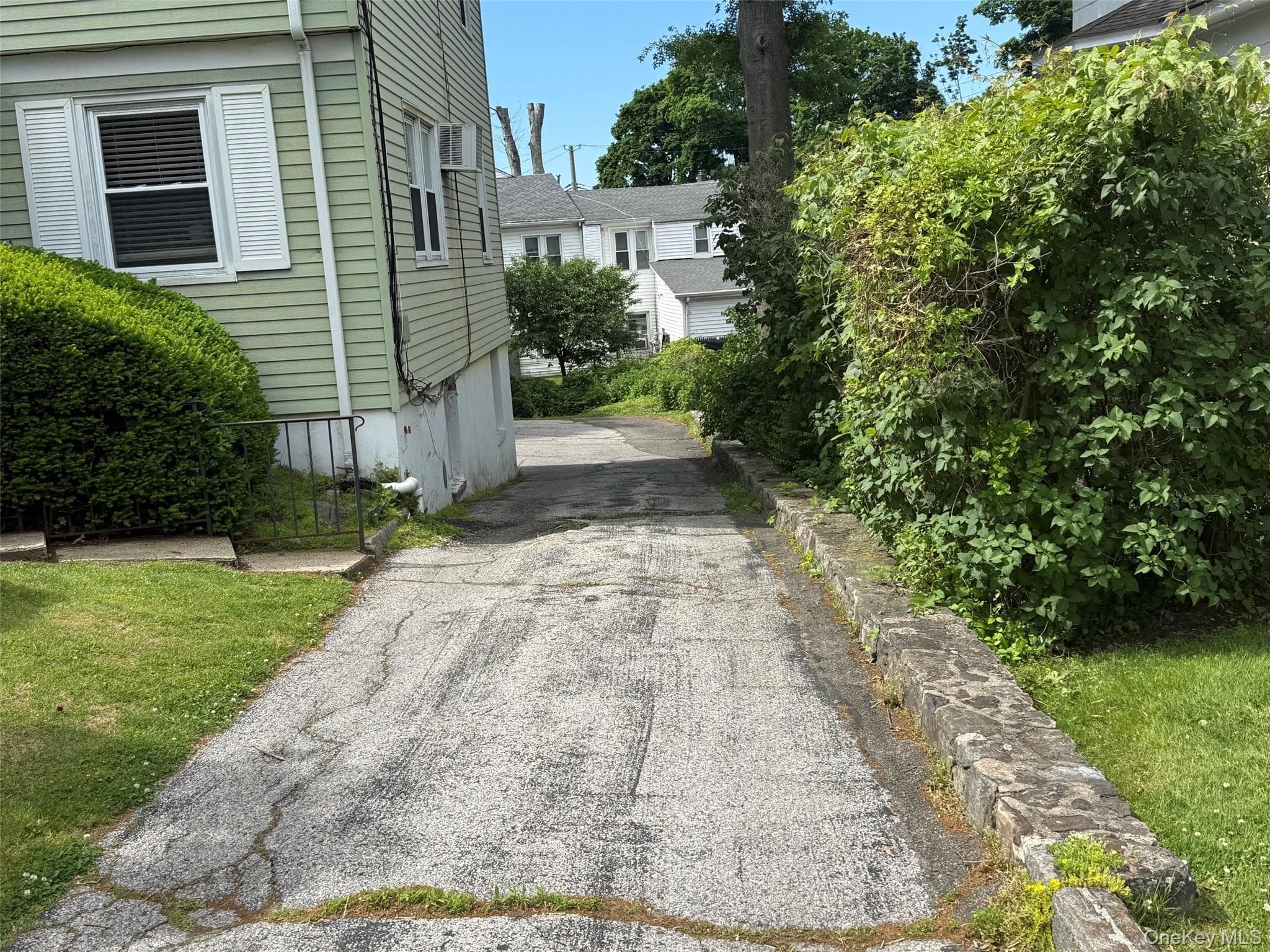 556 Westchester Avenue thumbnail 21