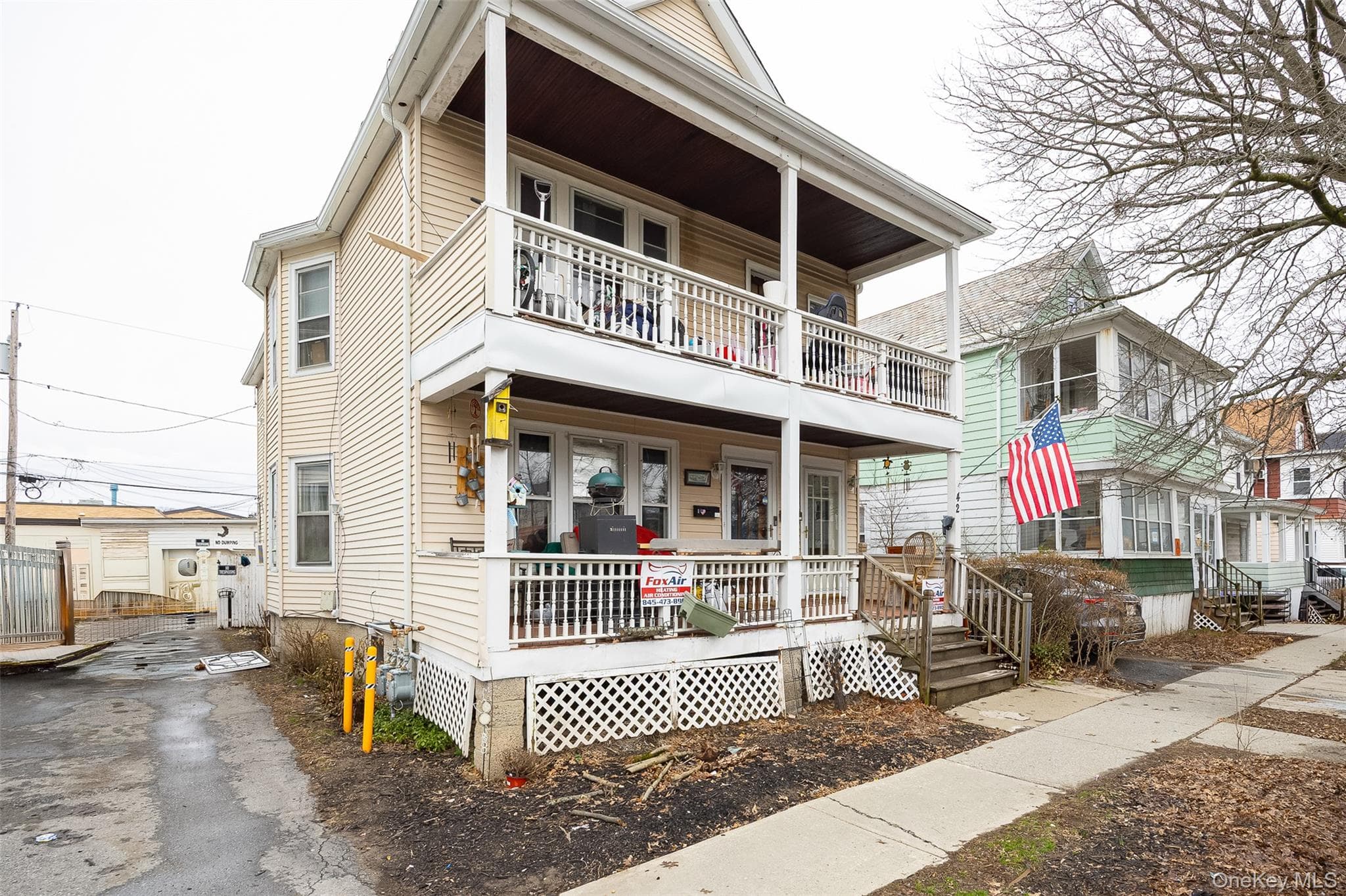 42 Manitou Avenue thumbnail 2