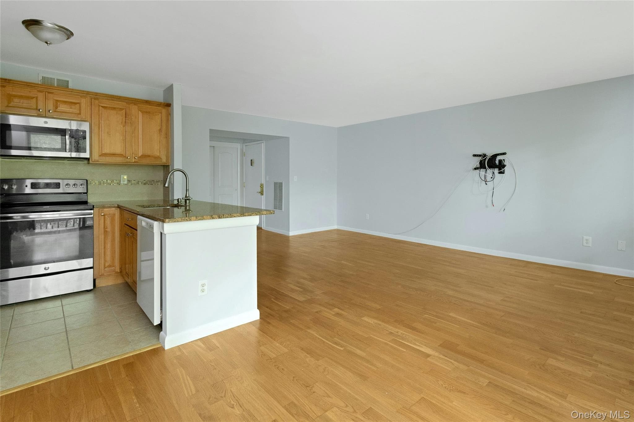 90 Molly Pitcher Lane Unit: F thumbnail 13