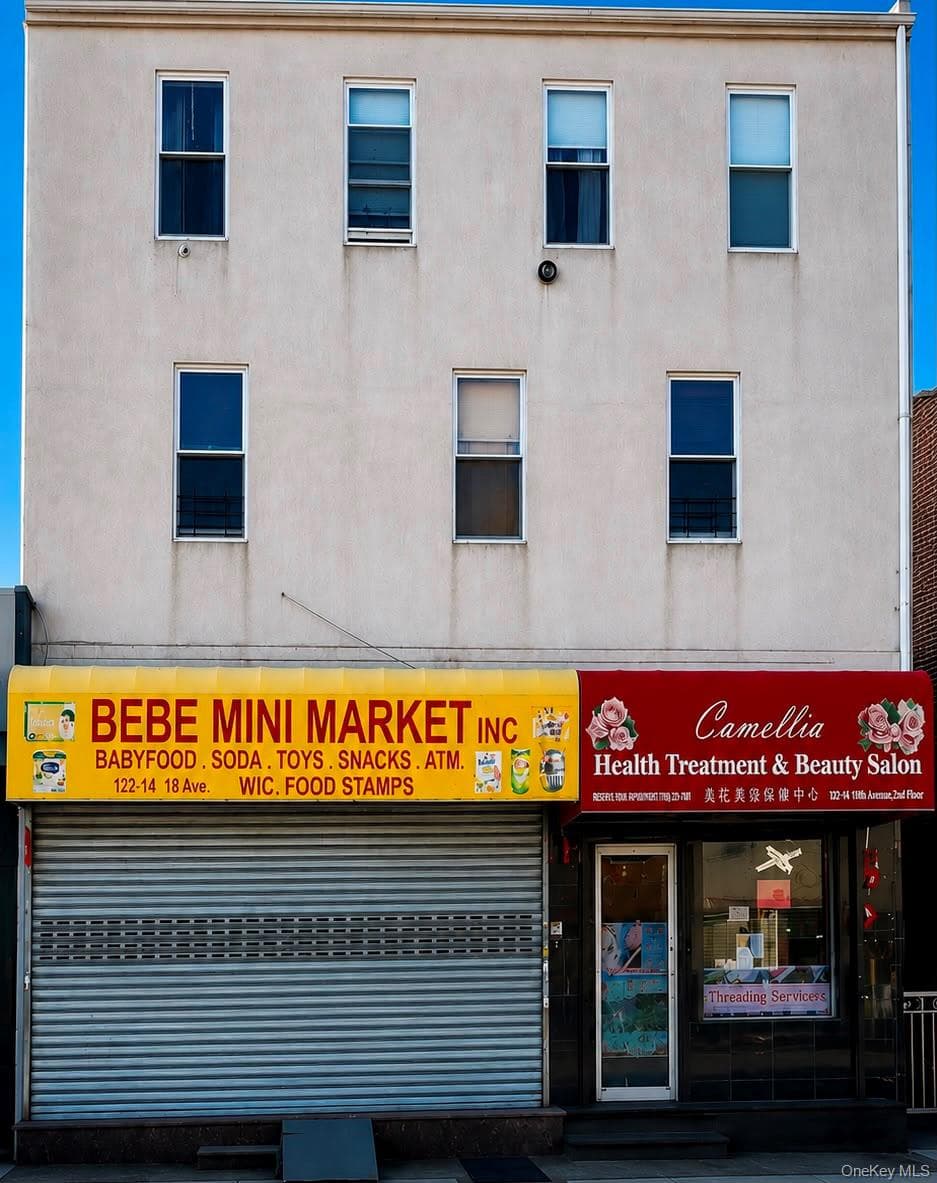 12214 18th Avenue, Flushing