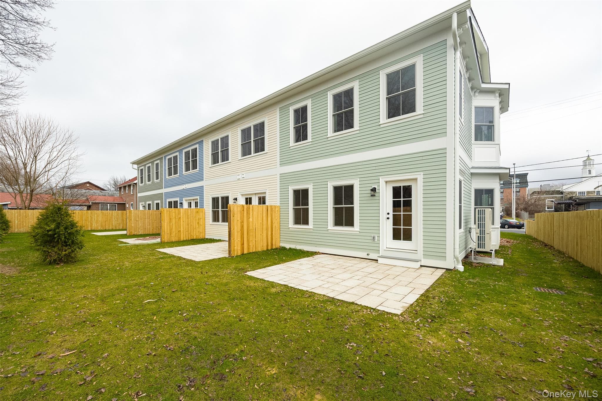17 Henry Street Unit: 3 thumbnail 2