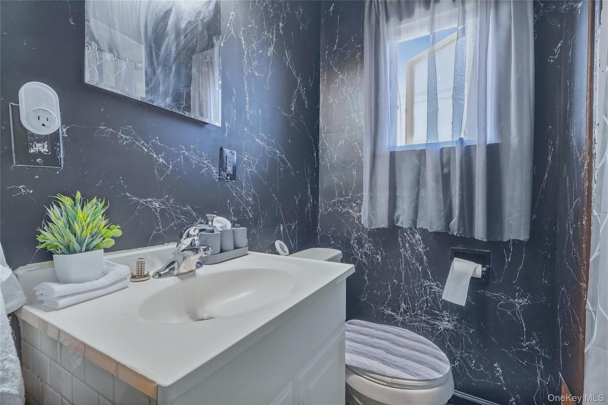 174 Foxhall Avenue thumbnail 15