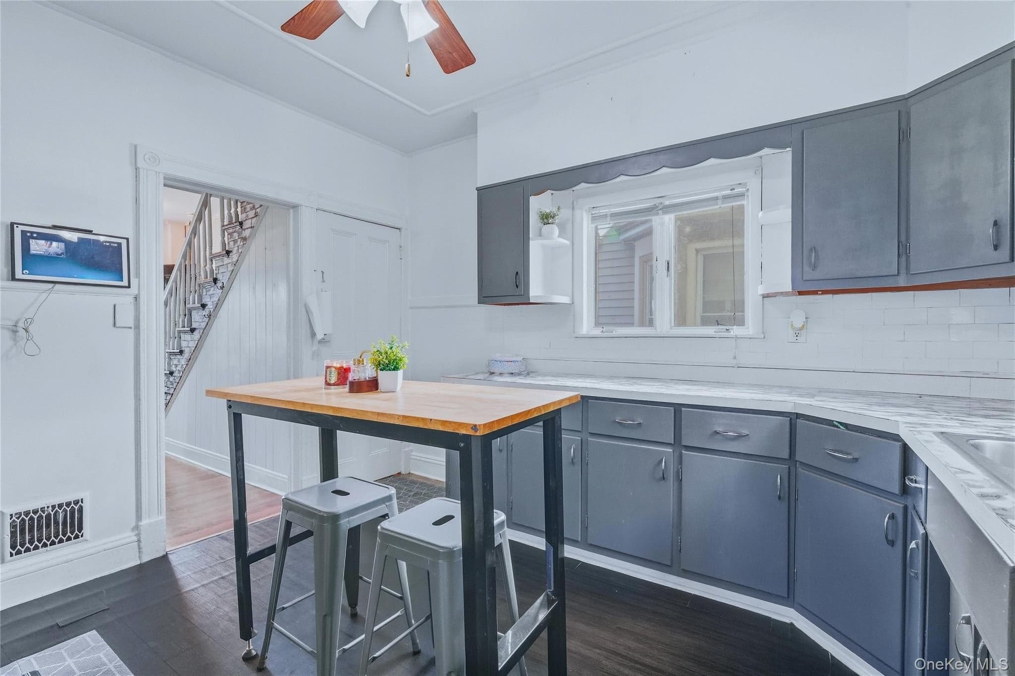 174 Foxhall Avenue thumbnail 7