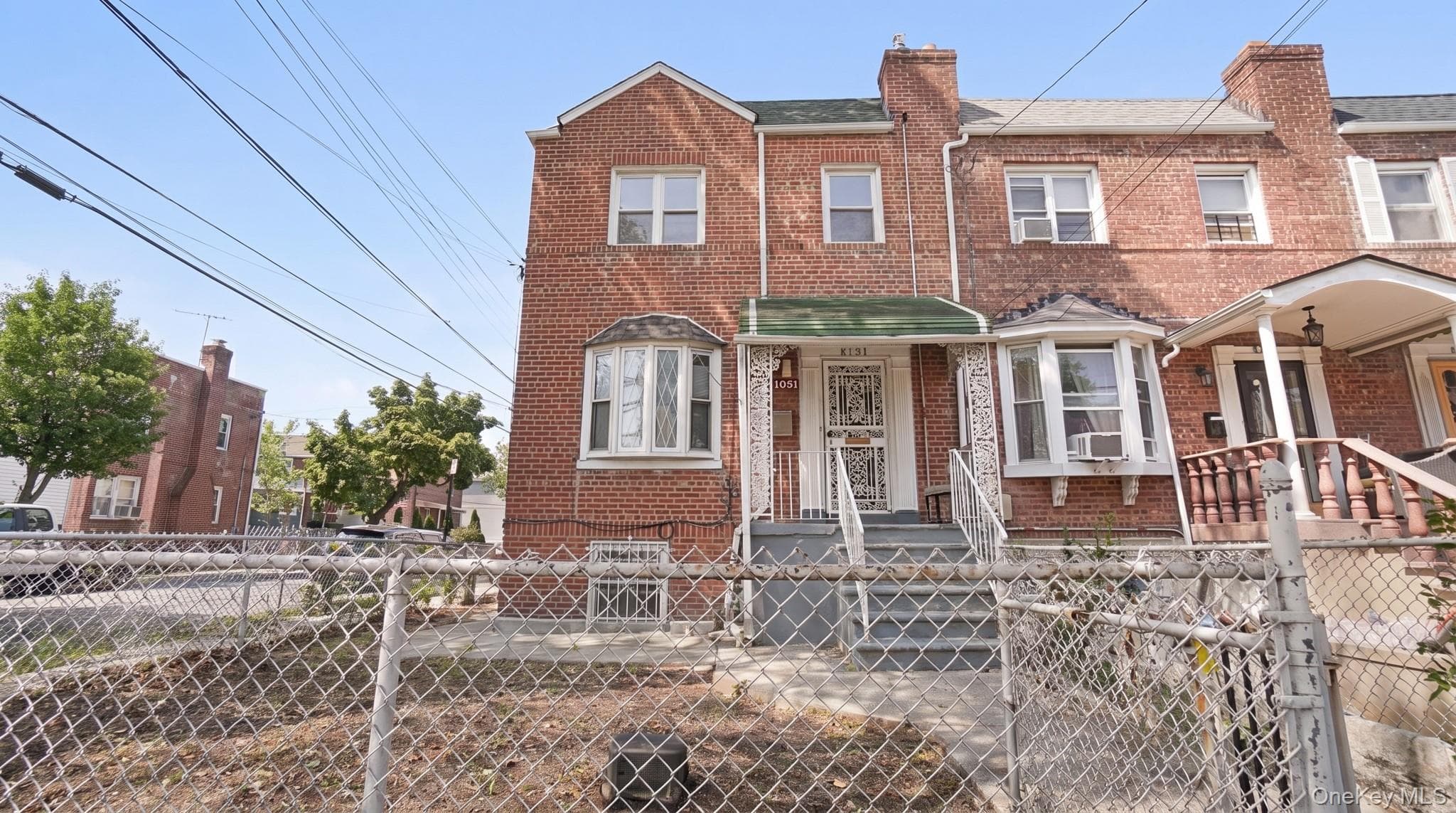 1051 Duncan Street thumbnail 3