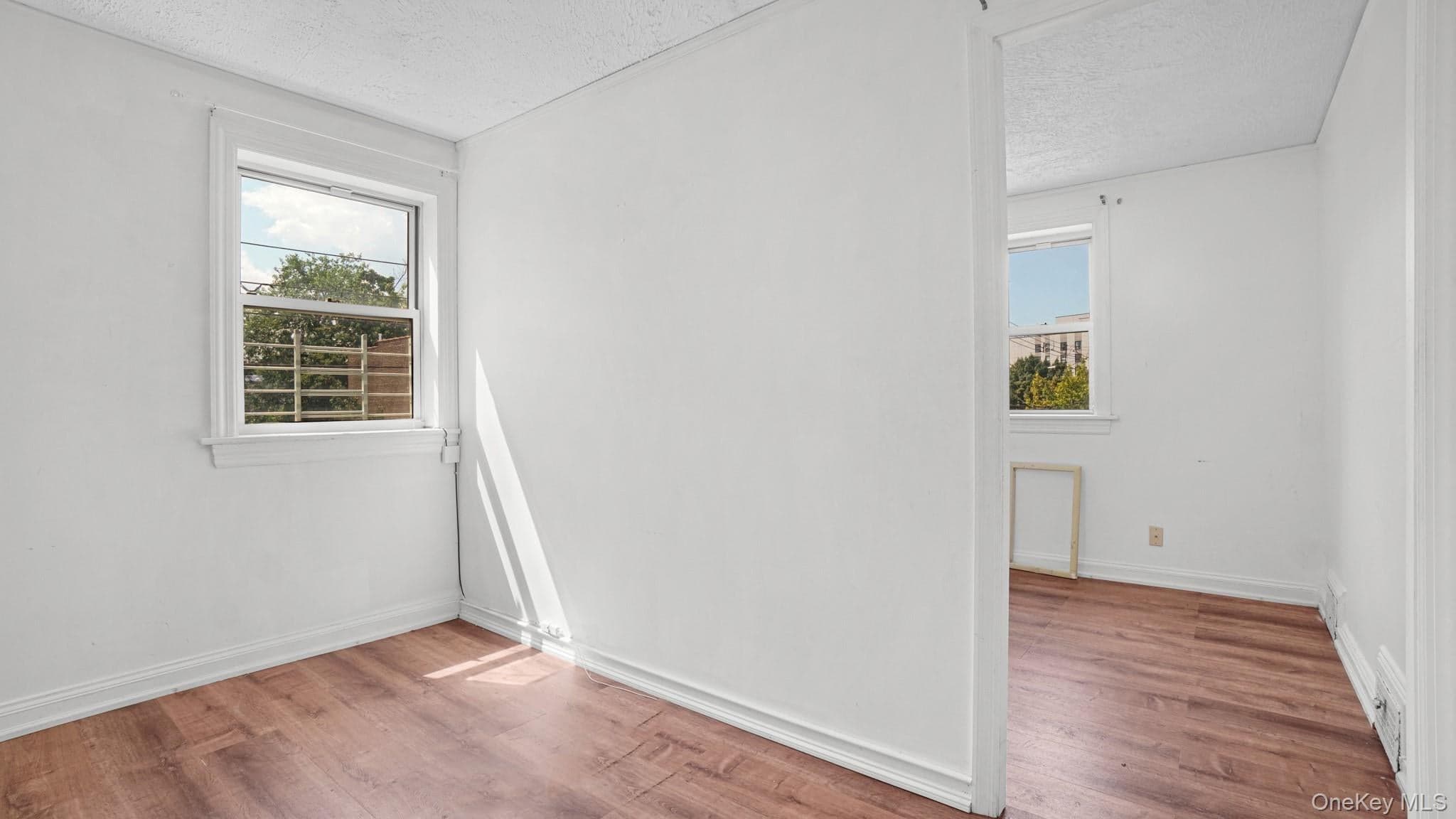 1051 Duncan Street thumbnail 9