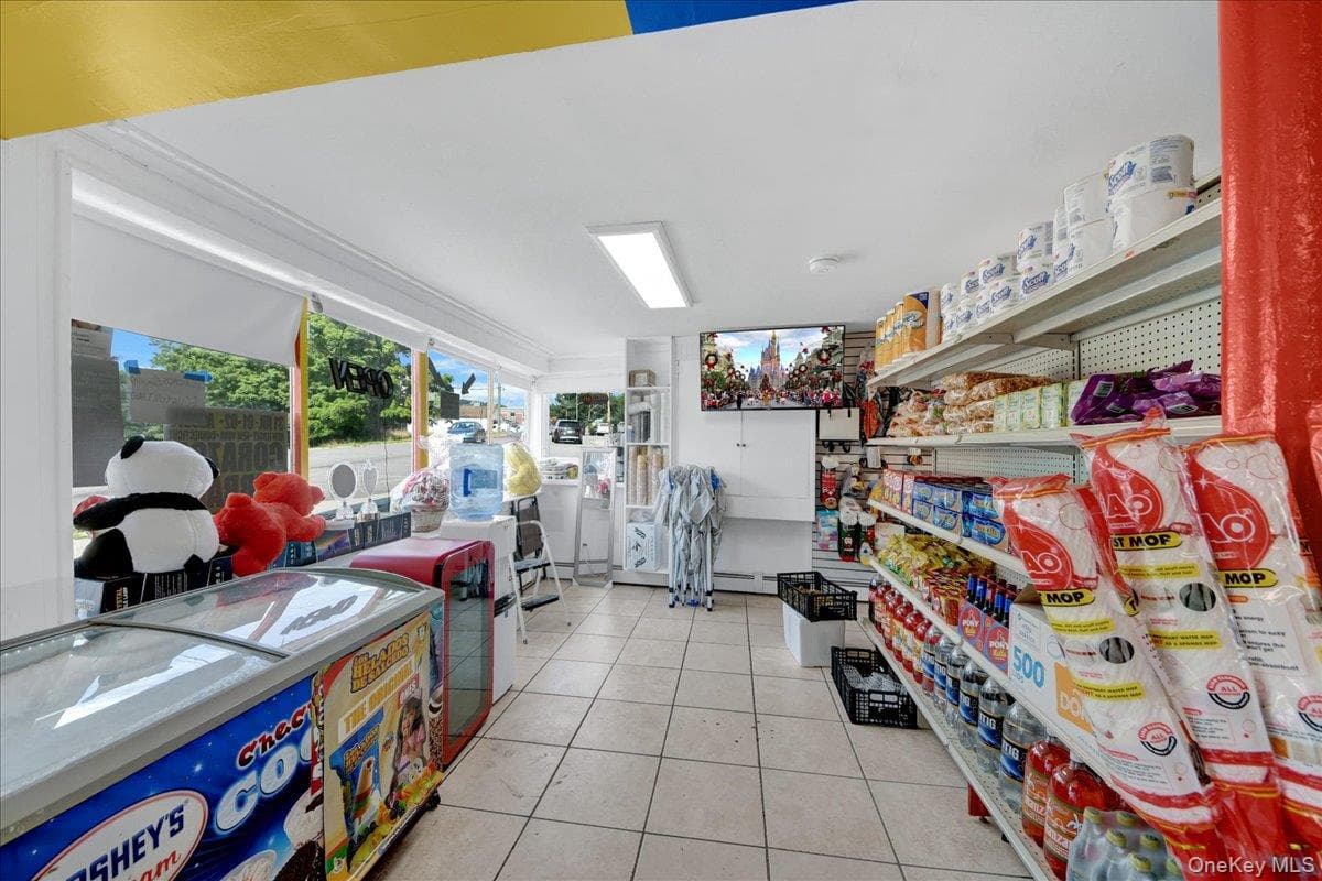 629 South Street thumbnail 11