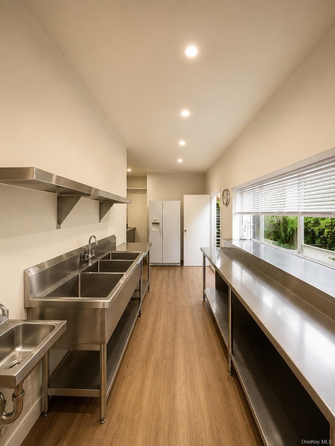 144-56 Roosevelt Avenue Unit: 1C thumbnail 2